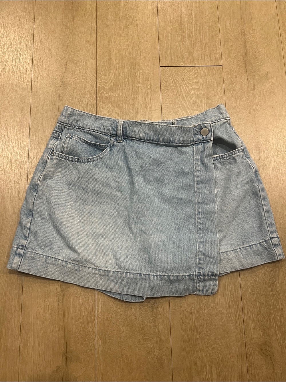 Uniqlo Light Blue Denim Mini Skort